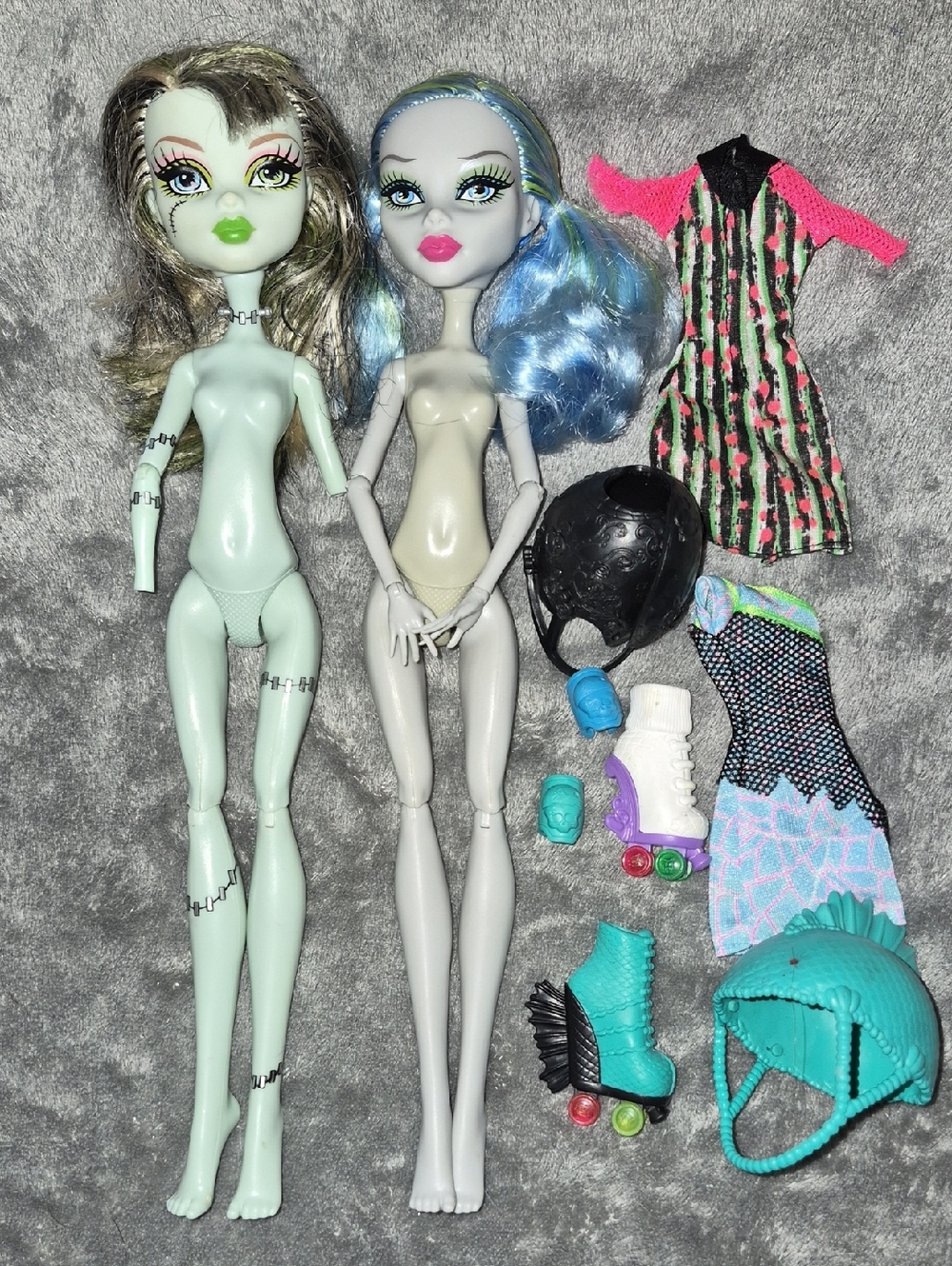 Monster High Rollermaze Lot